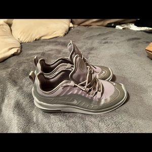 Nike air max axis